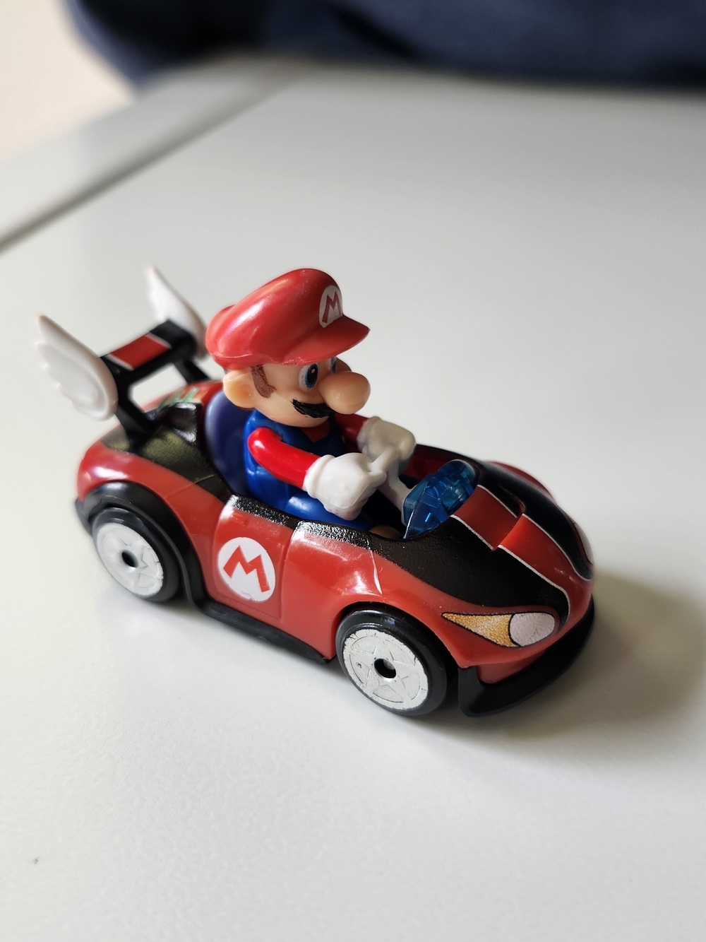 Hot Wheels Mario Kart MARIO WILD WING Nintendo Mariokart 2020 MATTEL